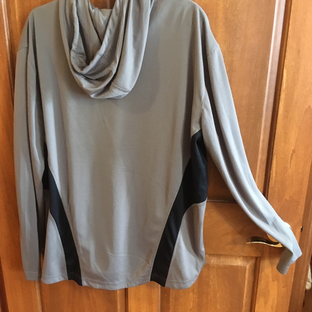 Avia Hoodie Shirt Size XL In good condition - Picture 4 of 4